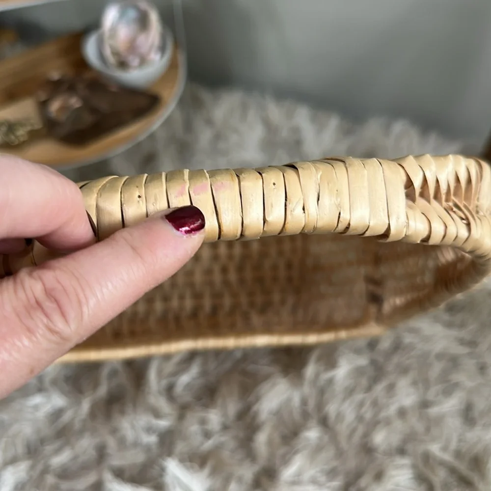 Vintage Woven Lightweight Decorative Wall Basket Boho